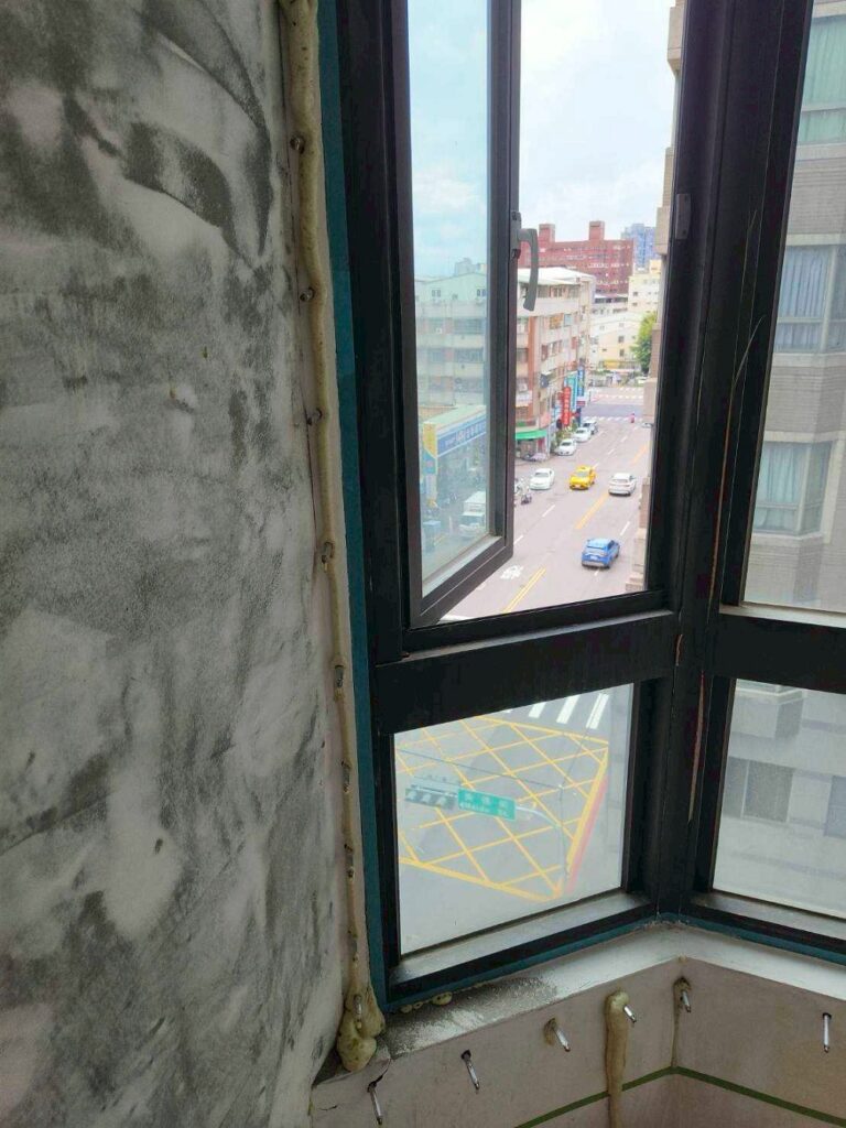 窗框抓漏 台中北區 250818 1