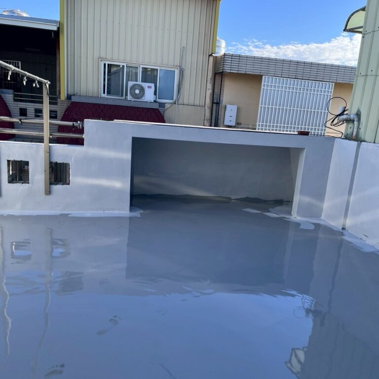 屋頂PU防水隔熱工程 台中大雅施工中3