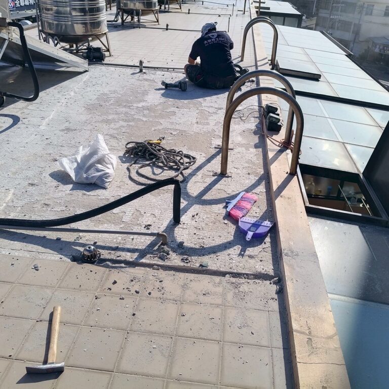 屋頂PU防水隔熱工程 台中沙鹿施工中2