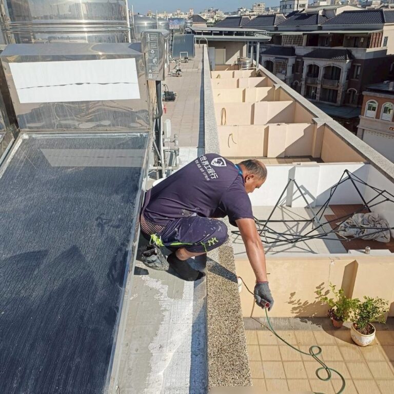 屋頂PU防水隔熱工程 台中沙鹿施工中6