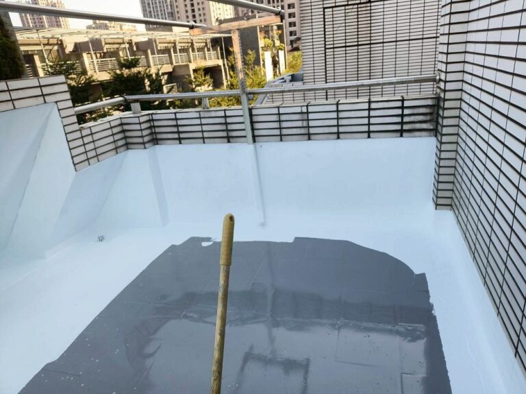 屋頂防水工程 文心南五路施工中5