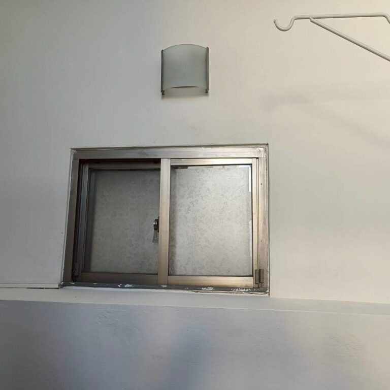 樓梯轉角牆面抓漏工程 台中大雅完工