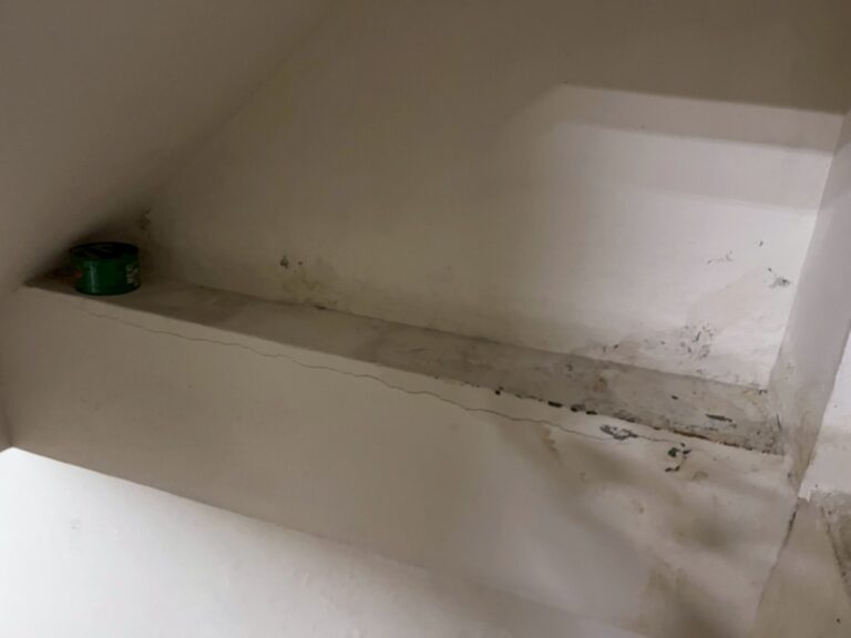 樓梯間抓漏工程 台中西屯區施工前