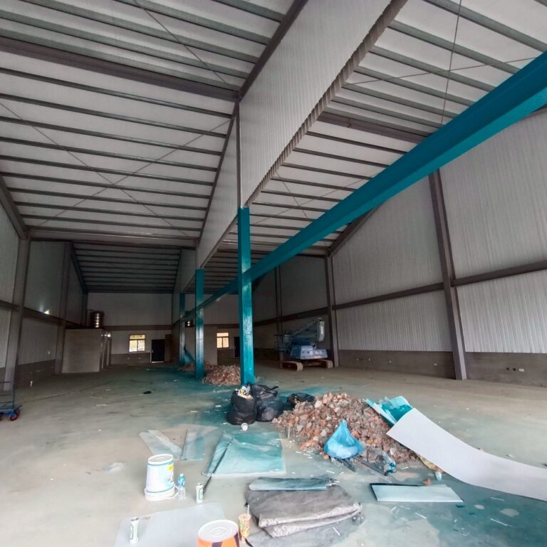 客戶調色鐵皮噴漆 高雄楠梓TOTAL施工中4