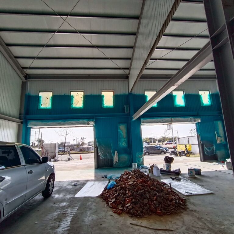 客戶調色鐵皮噴漆 高雄楠梓TOTAL施工中5