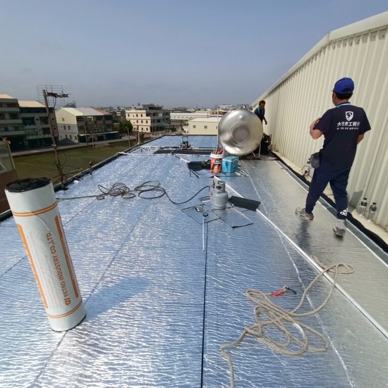 熱熔毯 鋁箔面隔熱工程梧棲永興路完工