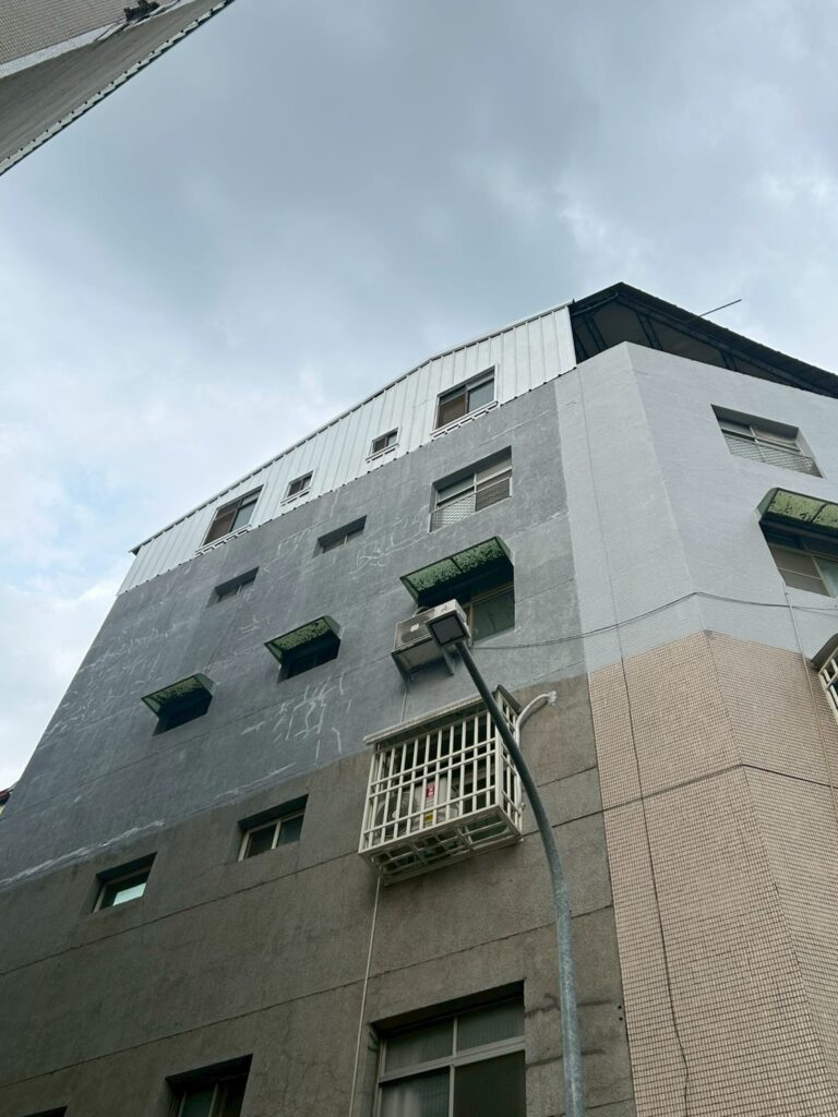 LINE ALBUM 115529外牆防水工程內部壁癌油漆工程台中永東街 260609 7