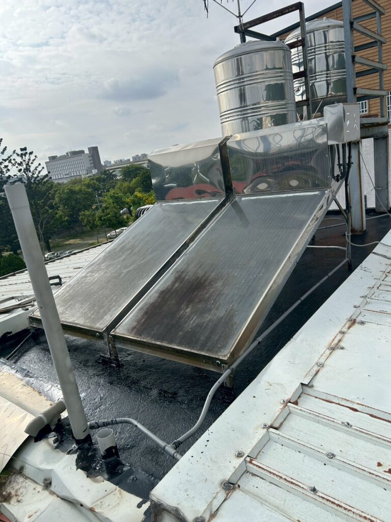 LINE ALBUM 115529屋頂熱熔毯鋁箔面隔熱防水工程台中太平區中山路 260628 2