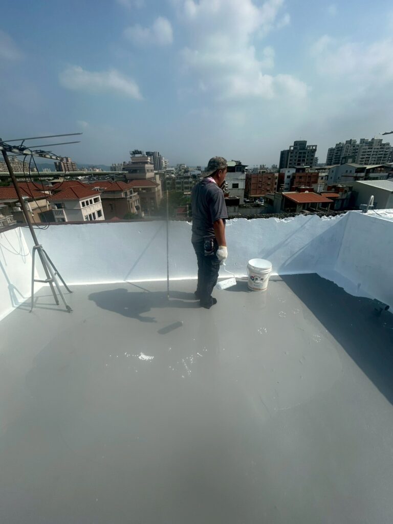 LINE ALBUM 11567屋頂施作PU隔熱防水工程台中東區 260609 3