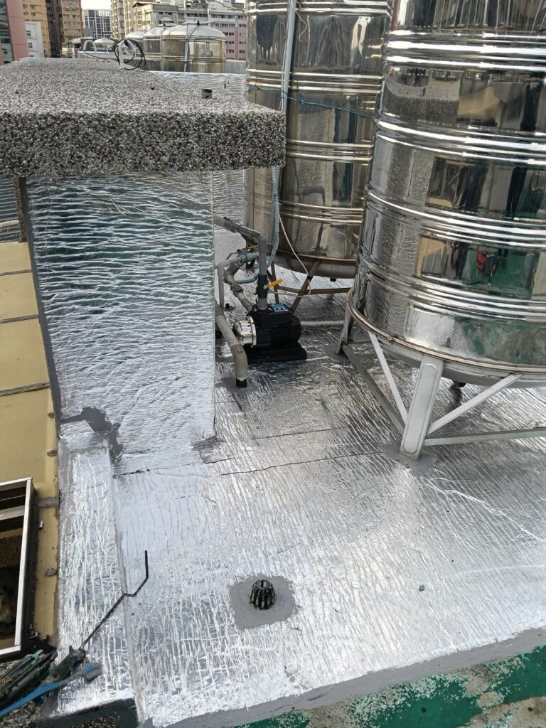 屋頂熱熔毯鋁箔面 南屯區建功路3完工