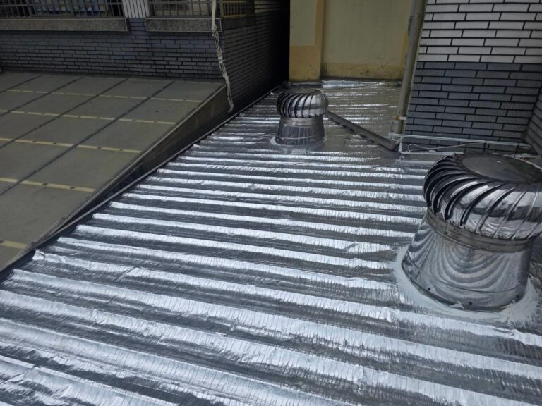 屋頂鐵皮熱熔毯鋁箔面 太平區樹孝路1完工