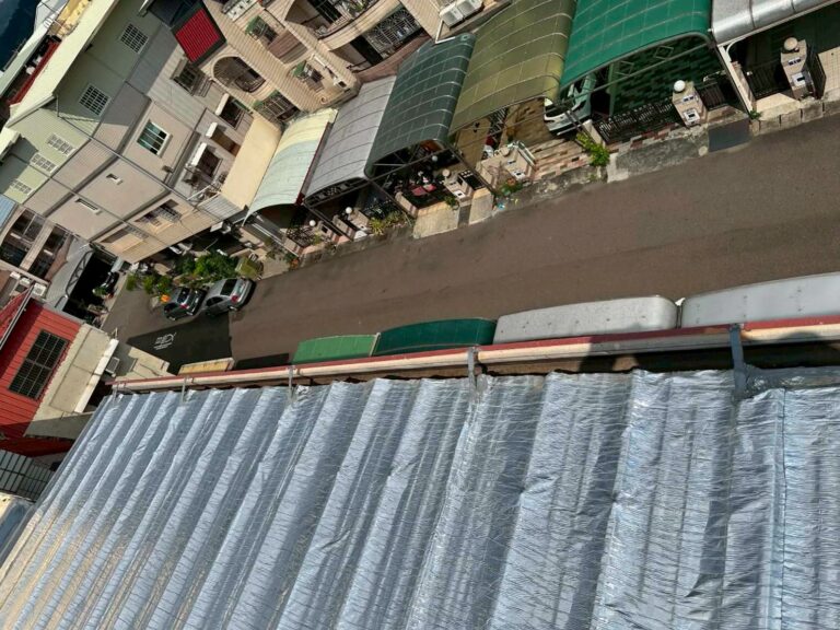 屋頂鐵皮熱熔毯鋁箔面 沙鹿忠貞路3