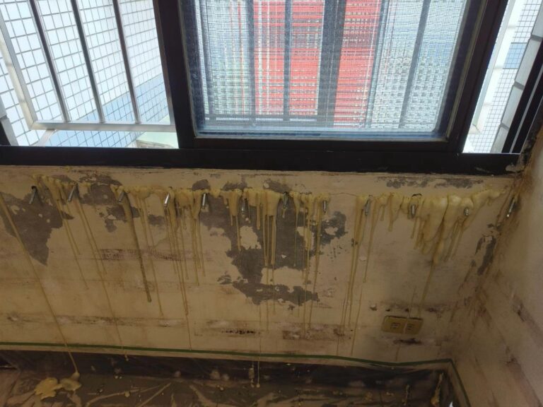 窗框與冷氣框抓漏 豐原區育英路1施工中