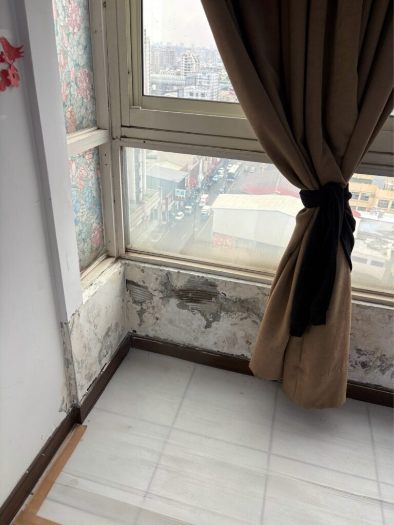窗框抓漏工程 北屯東山路1施工前
